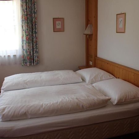 Hotel Grafenwirt ヴァークライン エクステリア 写真