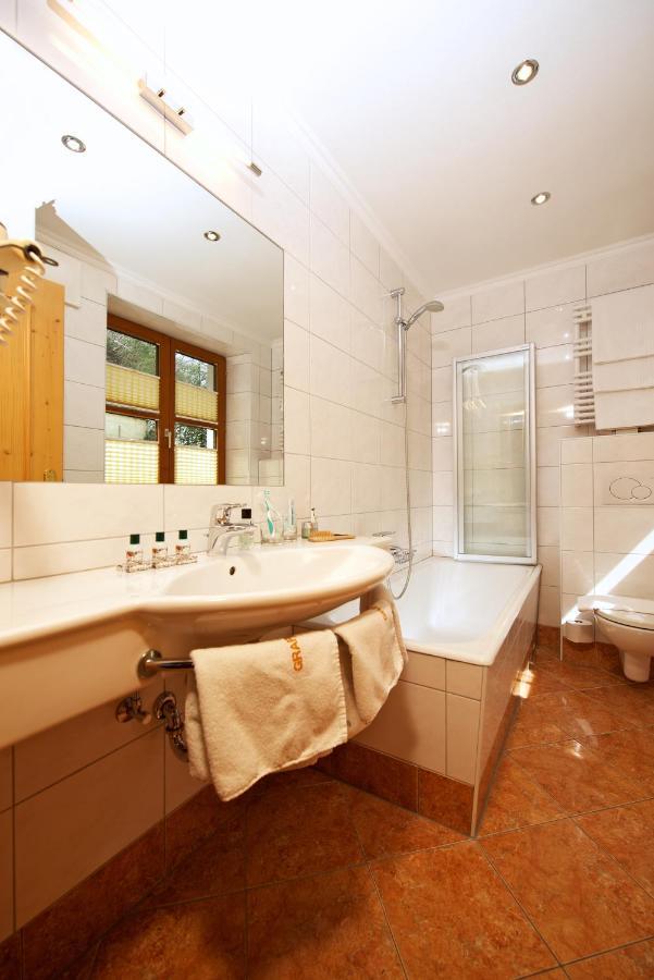 Hotel Grafenwirt ヴァークライン 部屋 写真